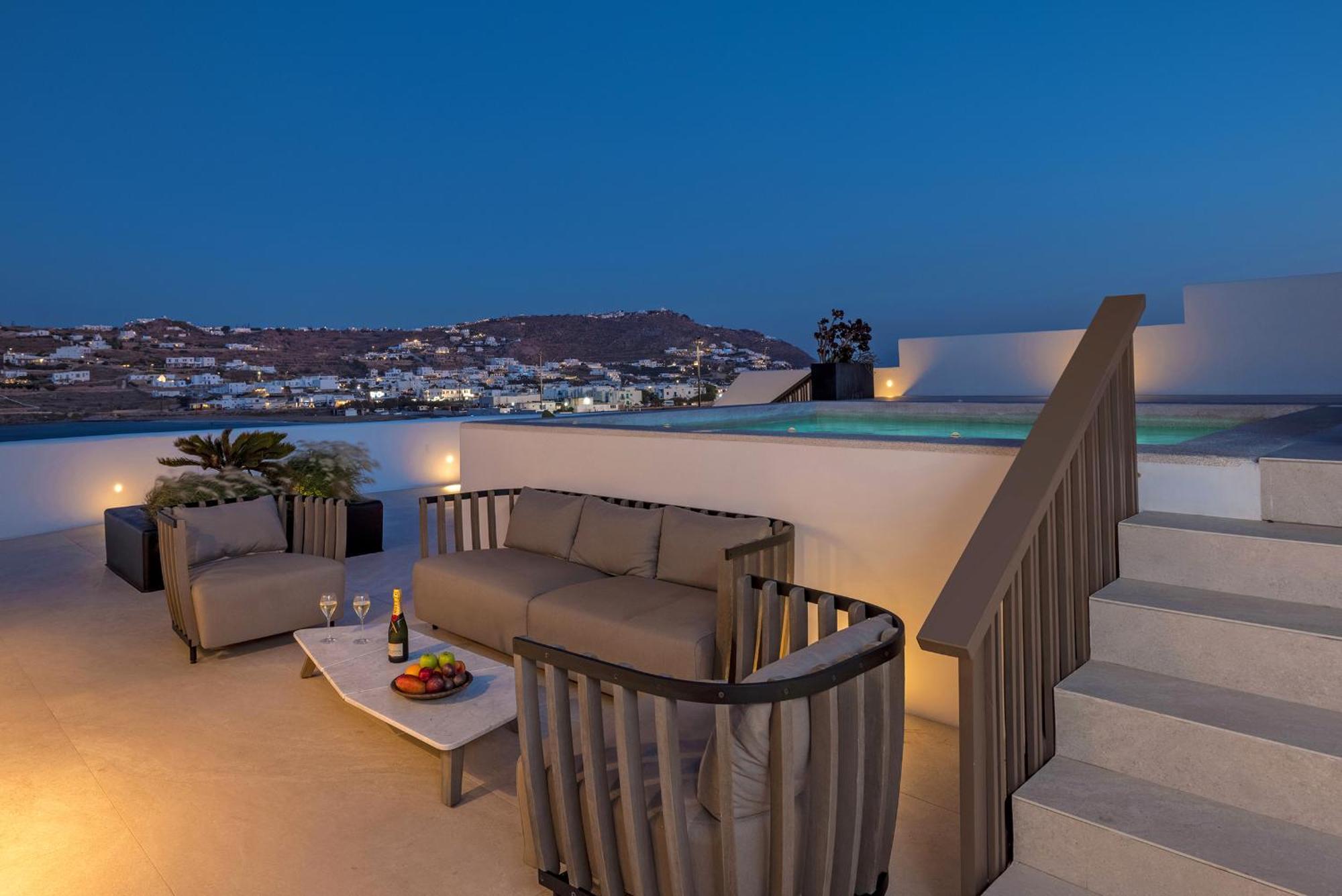 Aeonic Suites And Spa Mykonos Town Exterior photo